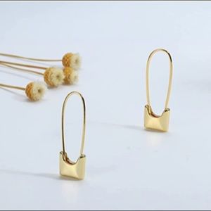 18K Gold Geometric Punk Pin Earrings